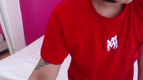 tiny_whore18 online show from December 31, 12:15 pm