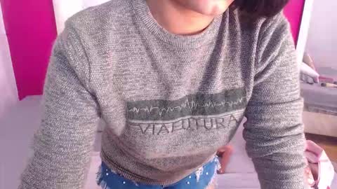 tiny_whore18 online show from September 11, 3:23 pm