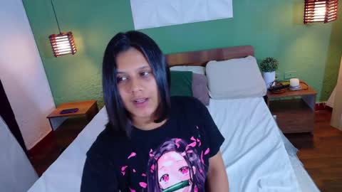 tiny_whore18 online show from March 23, 2:34 pm