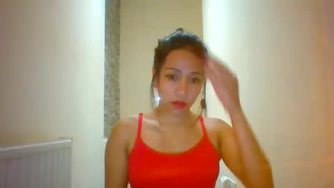 Tinyasian911718 sweetinyasian instagram online show from December 4, 12:07 pm