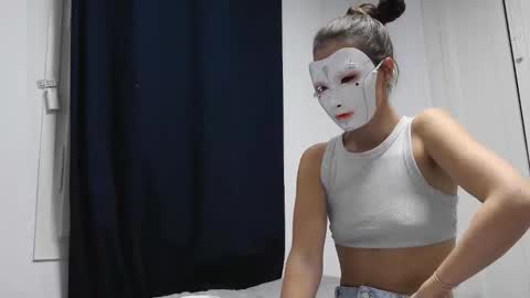 Tinks online show from November 10, 4:51 am