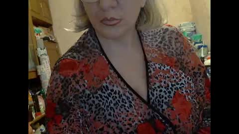 Snapshot of tittylina chatting on October 7, 5:01 am tittylina online show from October 7, 5:01 am