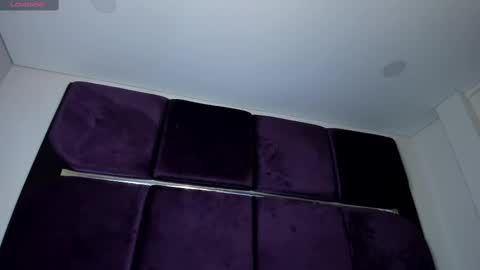 Snapshot of tokio_petit chatting on October 16, 4:37 am Tokio online show from October 16, 4:37 am