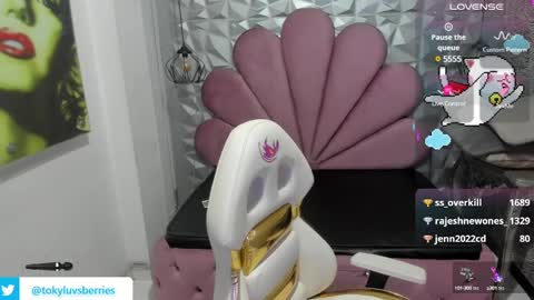 toky         online show from January 13, 6:49 pm