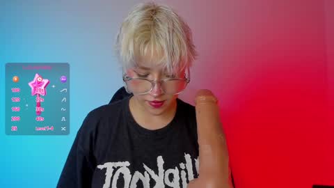  Halsey  Sofii  online show from December 3, 9:56 pm