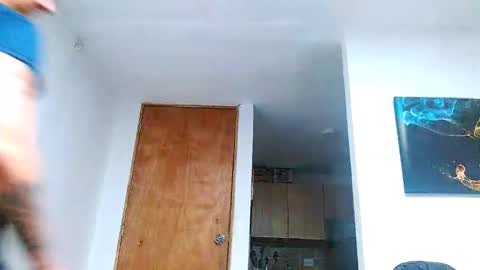 Blue online show from June 11, 2:53 am