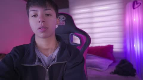 Blue  online show from March 9, 12:09 pm