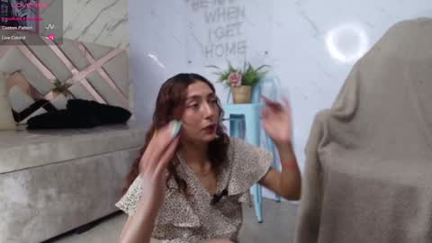 leyla  online show from January 28, 3:36 am