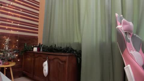 Milana online show from December 14, 7:36 am