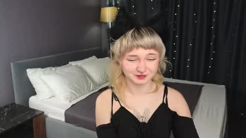 Tori online show from November 27, 12:13 am