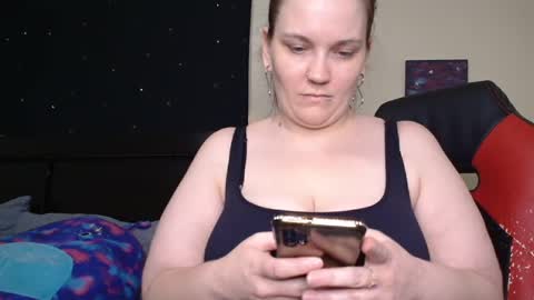 Snapshot of toxiclilly chatting on September 8, 7:13 pm Lilly Miss Mistress Goddess Maam Queen Boss online show from September 8, 7:13 pm