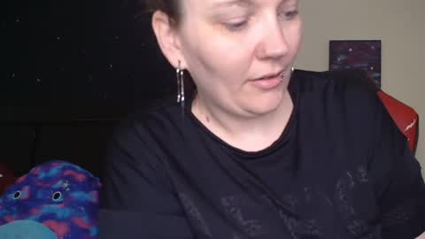 Lilly Miss Mistress Goddess Maam Queen Boss online show from November 2, 10:18 am