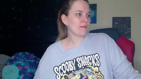 Snapshot of toxiclilly chatting on February 16, 8:54 am Lilly Miss Mistress Goddess Maam Queen Boss online show from February 16, 8:54 am