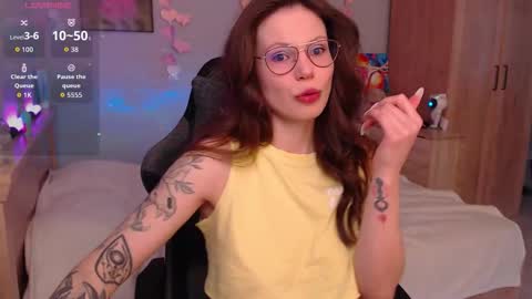 toxkiss online show from March 11, 9:02 am