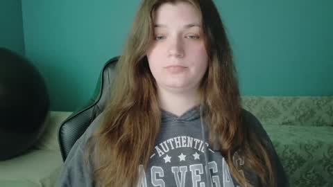 TreeJeanne online show from May 30, 6:48 pm
