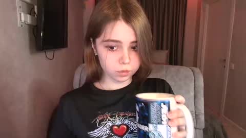 tripleprinces online show from February 21, 5:20 pm