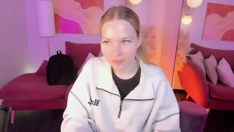 Tasya online show from October 17, 1:25 pm