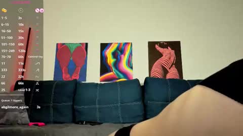 trixibell online show from February 10, 4:15 am