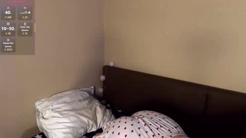 Alisha online show from February 27, 11:59 pm