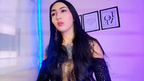 Snapshot of truelove_art chatting on October 4, 12:44 pm online show from October 4, 12:44 pm