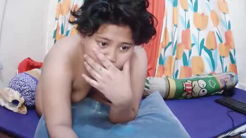 Lyn and lea online show from February 10, 9:36 am