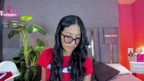 tyla_ks online show from April 4, 7:23 pm