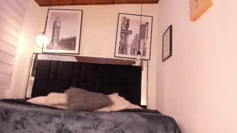       online show from November 19, 2:55 am