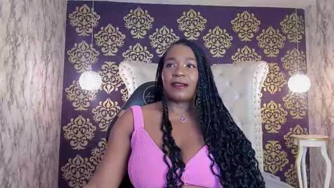 Snapshot of tyra_fox chatting on October 5, 4:06 am tyra fox online show from October 5, 4:06 am