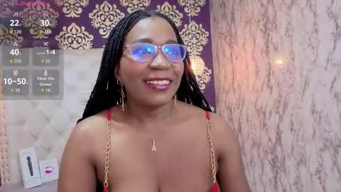 Snapshot of tyra_fox chatting on September 30, 3:23 am tyra fox online show from September 30, 3:23 am
