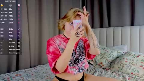 Polly online show from October 23, 3:07 pm