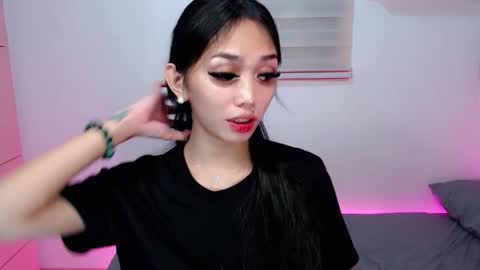 urbbgirl alliah online show from January 18, 10:55 am