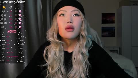 uko sa online show from December 19, 2:57 pm