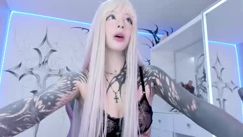 Elle Danielle  online show from February 18, 3:21 am