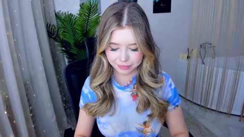 Alice online show from February 2, 7:57 pm