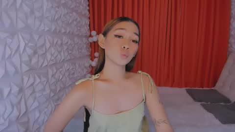 Rhian online show from February 16, 9:09 am