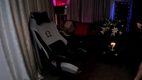 Carla online show from November 27, 8:23 pm