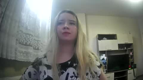 UniverseEmily online show from October 29, 8:07 am