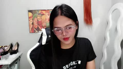 Snapshot of unlovely_arcii chatting on September 16, 5:10 pm arcii online show from September 16, 5:10 pm