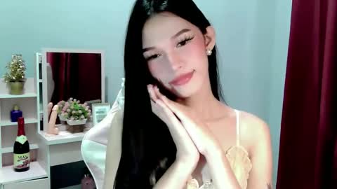 ur_asianbabexxx online show from December 18, 10:53 am