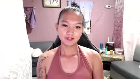 NEWRA  ALLISON online show from March 6, 1:58 am