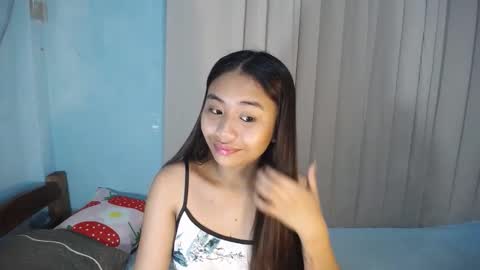 Urbbgurl lynxx  online show from February 23, 6:07 pm