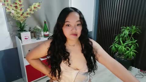 Scarlet online show from January 9, 2:38 am