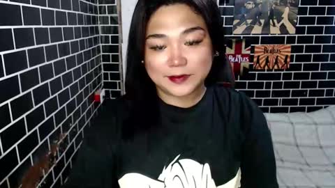 Snapshot of urgirl_dimple chatting on September 14, 4:21 am Dimple online show from September 14, 4:21 am