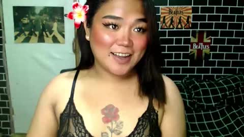 Dimple online show from December 3, 5:10 am