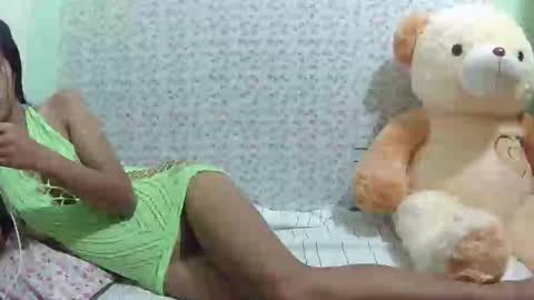 It me SHELLA  online show from November 5, 9:42 pm