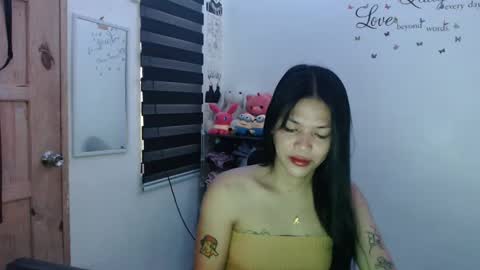 hi im kim online show from January 9, 2:01 am