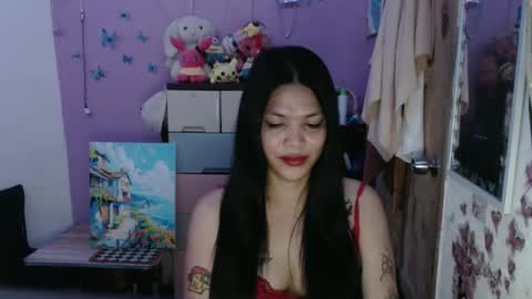 hi im kim online show from May 13, 1:22 am