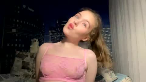 Hannah online show from January 8, 12:06 am