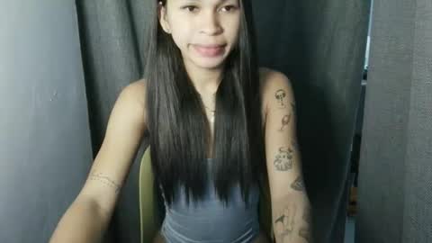 ursweet_zeviixx online show from March 16, 3:05 pm