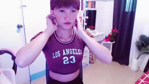 sammy the nughty girl who can make you happy online show from September 11, 2:12 am